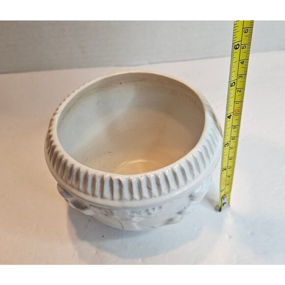 Roseville Donatello Jardiniere Planter Ivory Rare 575-4 Cherubs Trees  2 avail - Picture 6 of 8